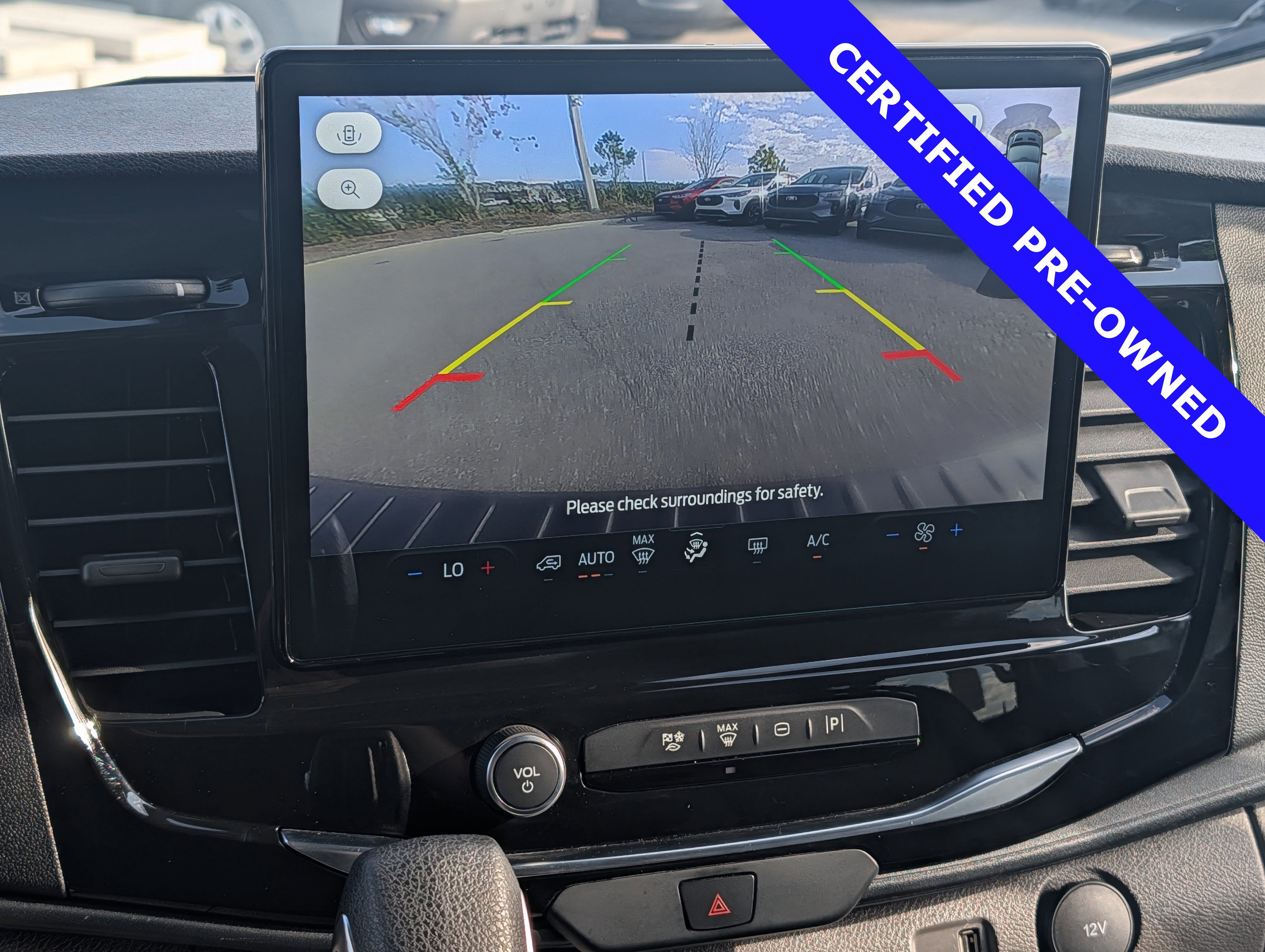 Certified 2024 Ford Transit 350 XLT image 28