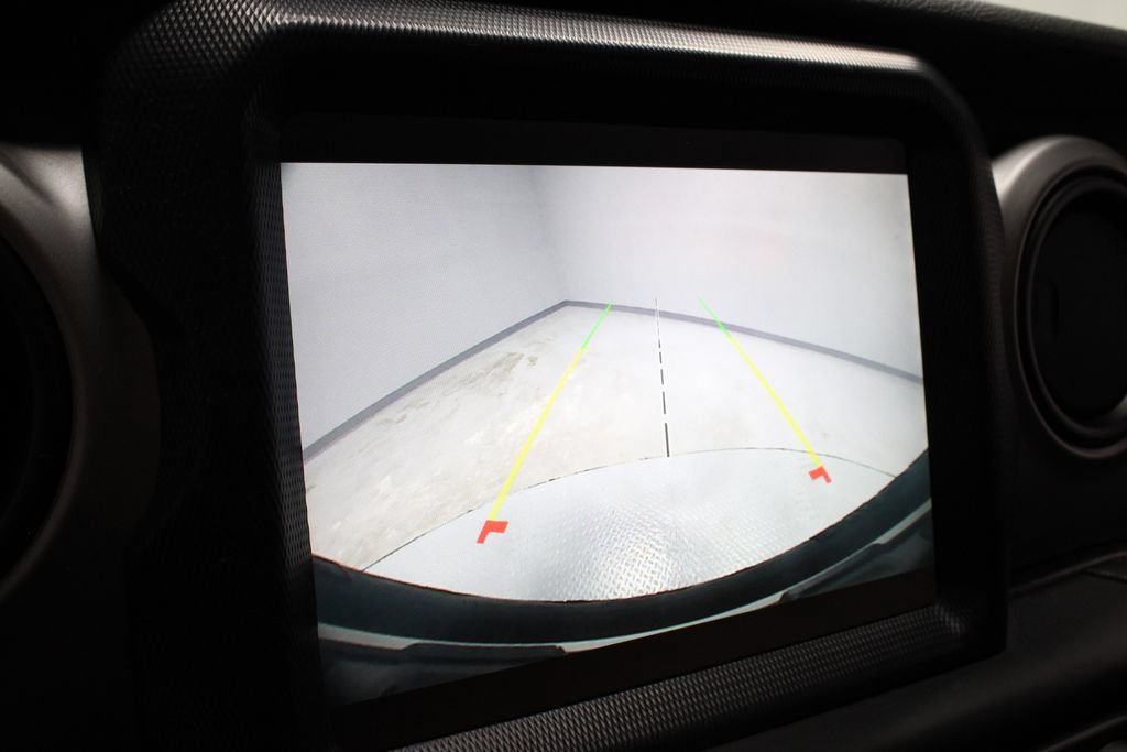 Used 2021 Jeep Wrangler Unlimited Sport AWD/4WD image 4