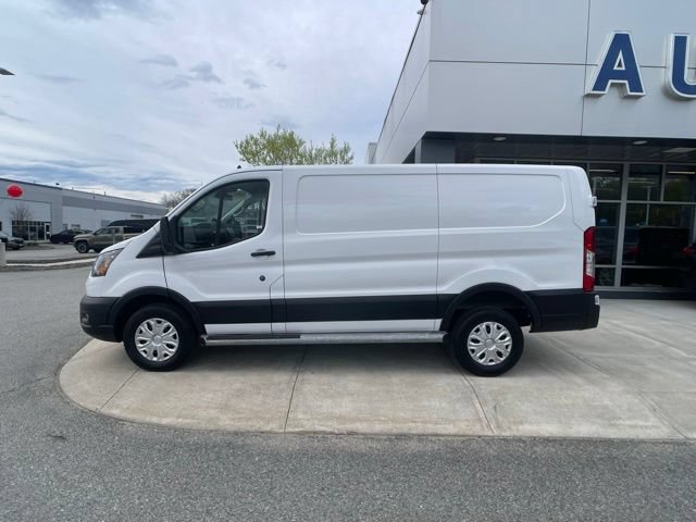 Certified 2025 Ford Transit 250 Low Roof w/ Exterior Upgrade Package RWD image 5
