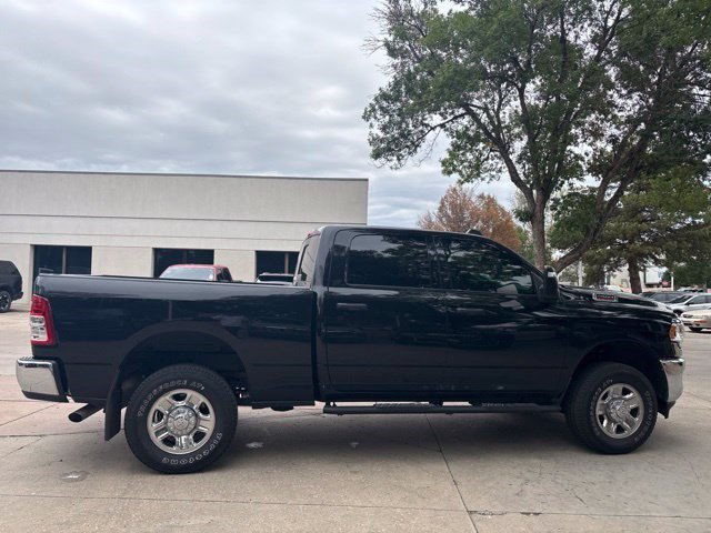 Used 2024 RAM 2500 Tradesman w/ Chrome Appearance Group AWD/4WD image 23
