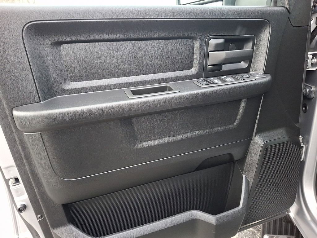 Used 2023 RAM 3500 Tradesman image 12