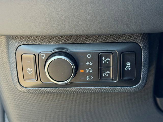 Certified 2025 Ford Mustang Mach-E Premium AWD/4WD image 34
