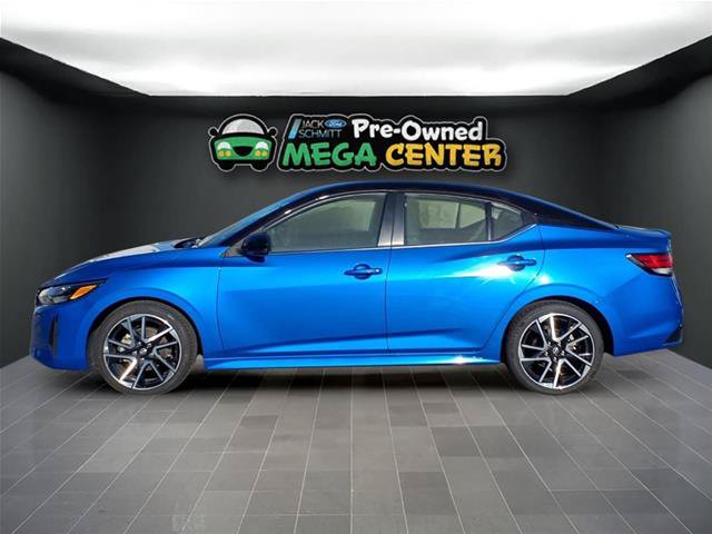 Used 2025 Nissan Sentra SR FWD image 20