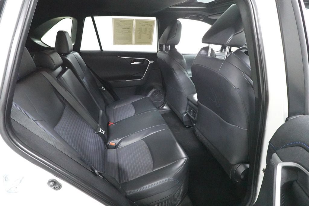 Used 2019 Toyota RAV4 XSE w/ XSE Weather Package AWD/4WD image 32