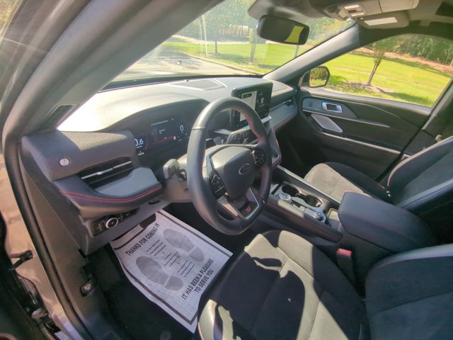 Certified 2025 Ford Explorer ST AWD/4WD image 15
