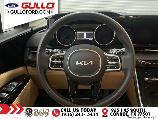 Used 2024 Kia Carnival EX FWD image 12