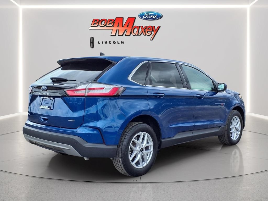 Certified 2024 Ford Edge SEL w/ Convenience Package AWD/4WD image 4
