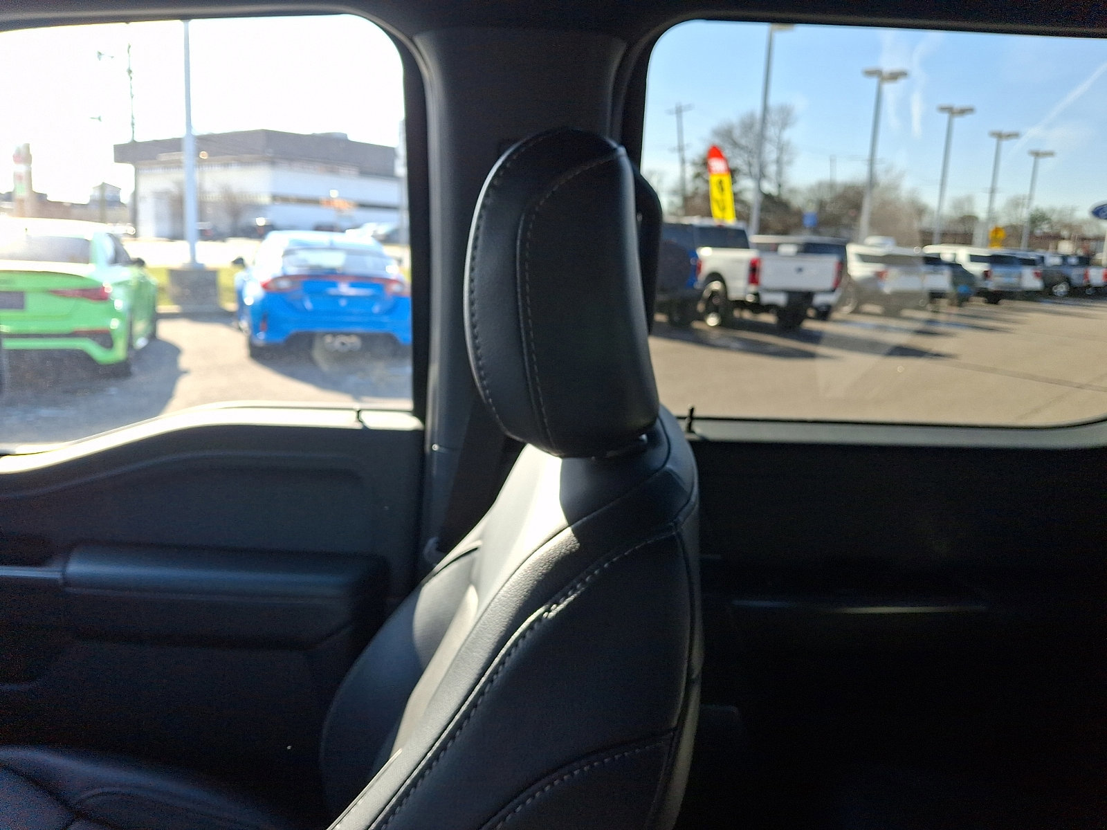 Certified 2024 Ford F150 Lariat w/ Equipment Group 502A High image 17