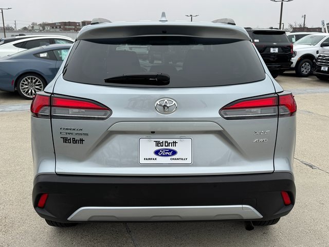 Used 2024 Toyota Corolla Cross XLE image 4