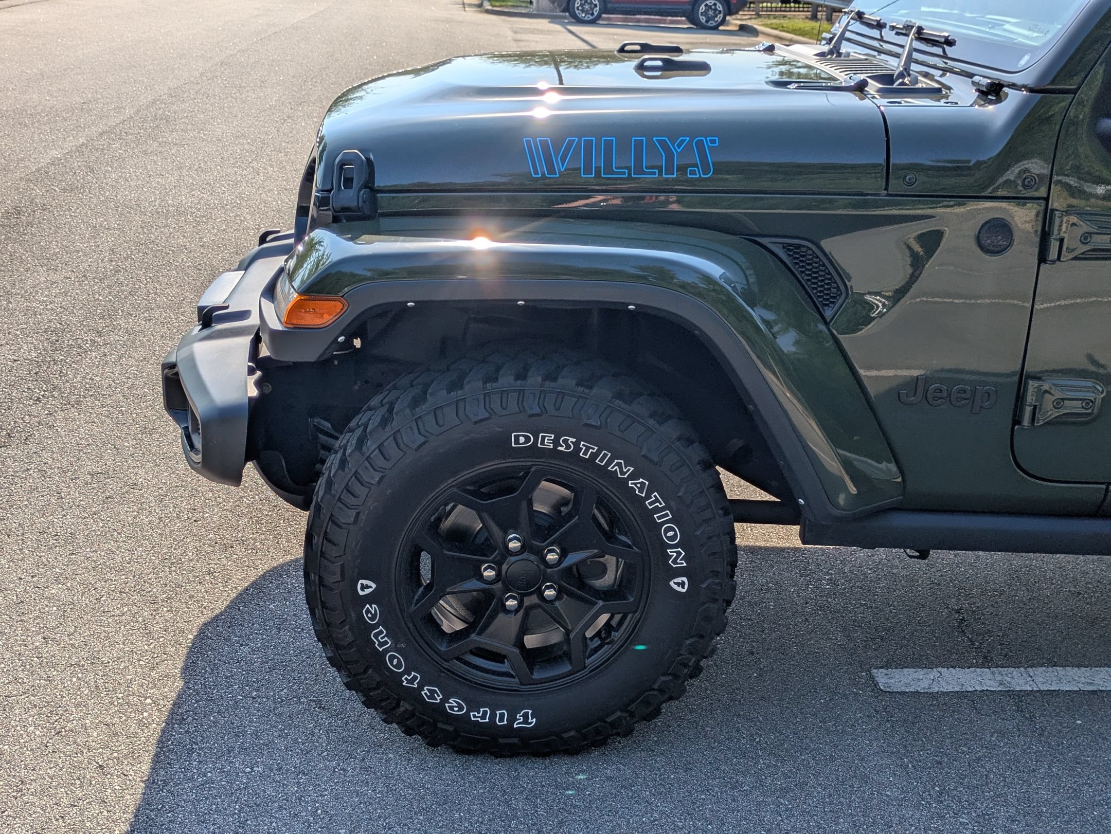 Used 2021 Jeep Gladiator Sport AWD/4WD image 11