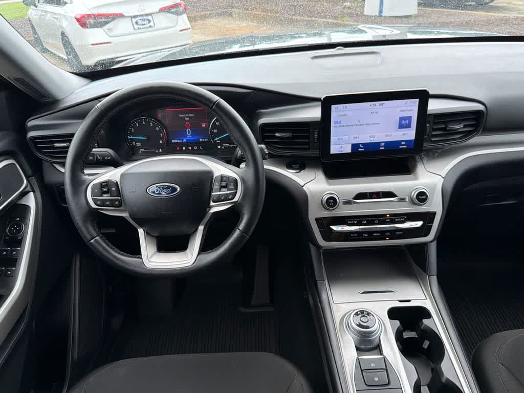 Certified 2024 Ford Explorer XLT AWD/4WD image 21