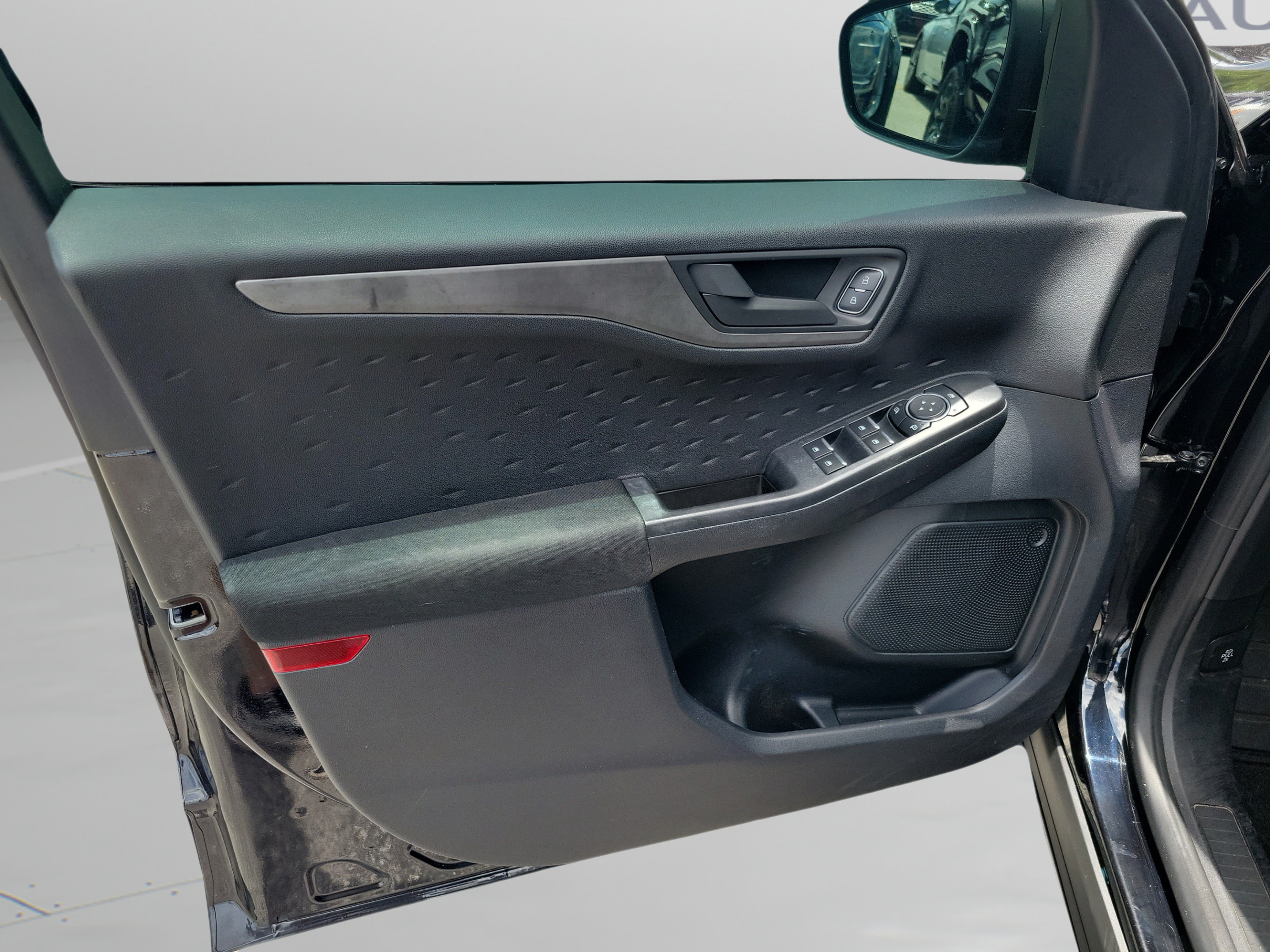 Certified 2020 Ford Escape S FWD image 14