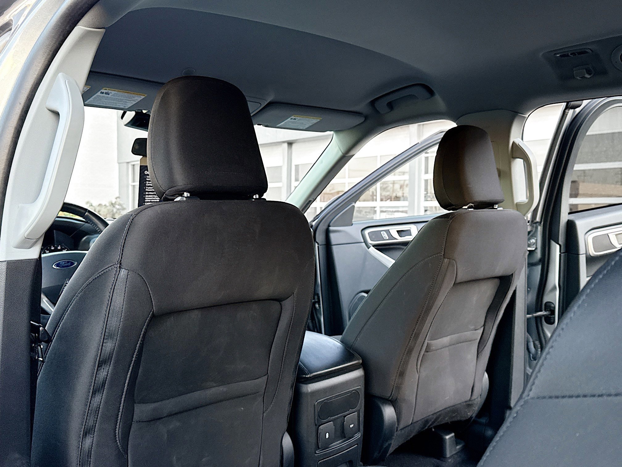 Certified 2023 Ford Explorer XLT w/ Class IV Trailer Tow Package image 9