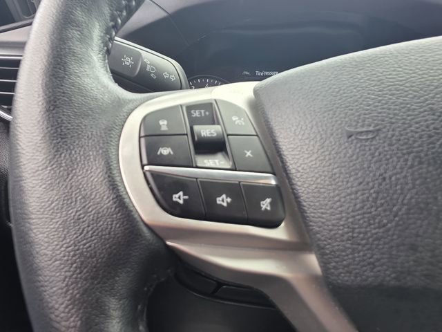 Certified 2023 Ford Explorer XLT w/ Equipment Group 202A RWD image 17