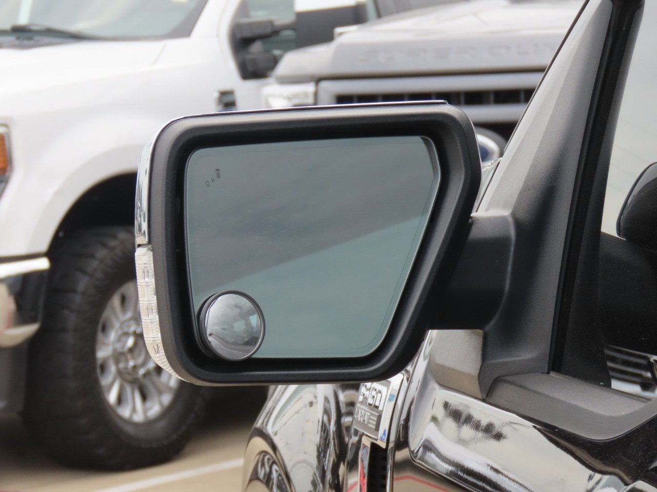 Certified 2021 Ford F150 Lariat RWD image 16
