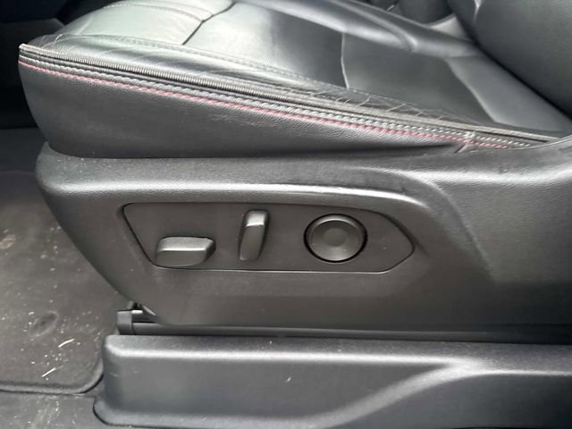 Used 2021 Chevrolet Suburban RST image 21