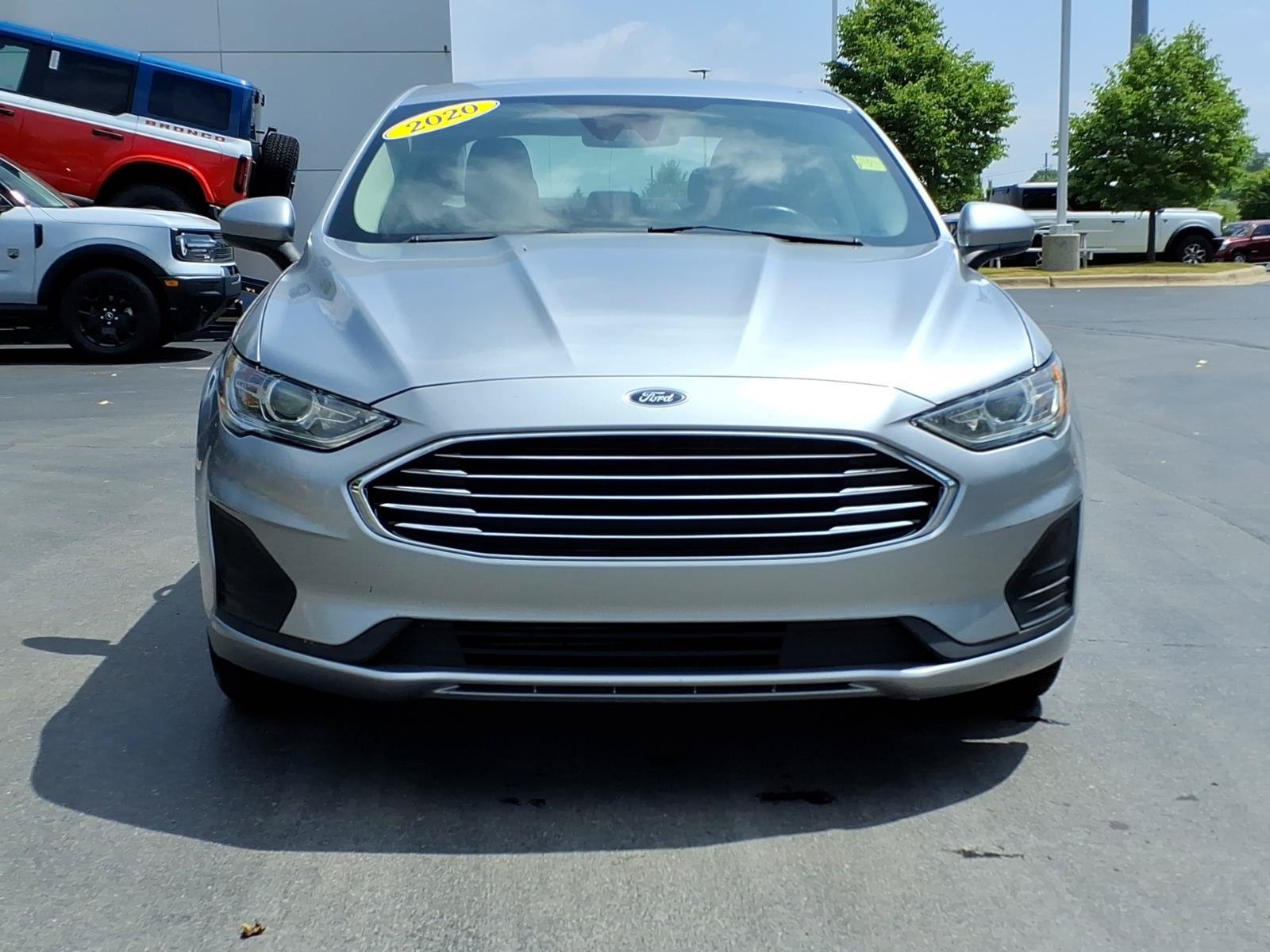 Certified 2020 Ford Fusion SE AWD/4WD image 2
