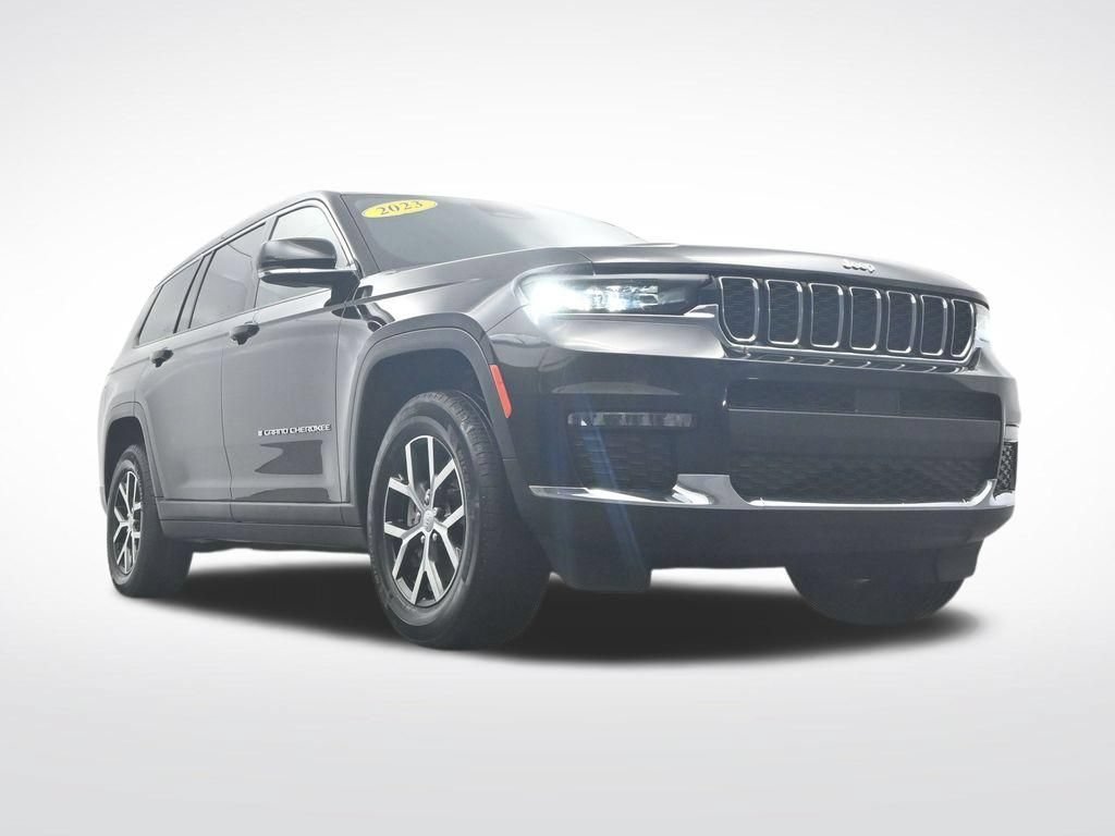 Used 2023 Jeep Grand Cherokee L Limited AWD/4WD image 40