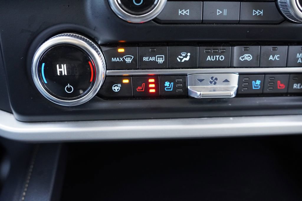 Certified 2024 Ford Expedition Max XLT image 32