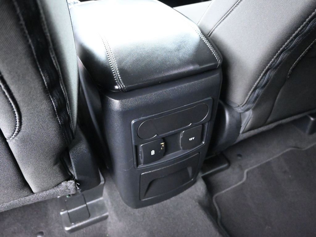 Certified 2022 Ford Explorer XLT image 48