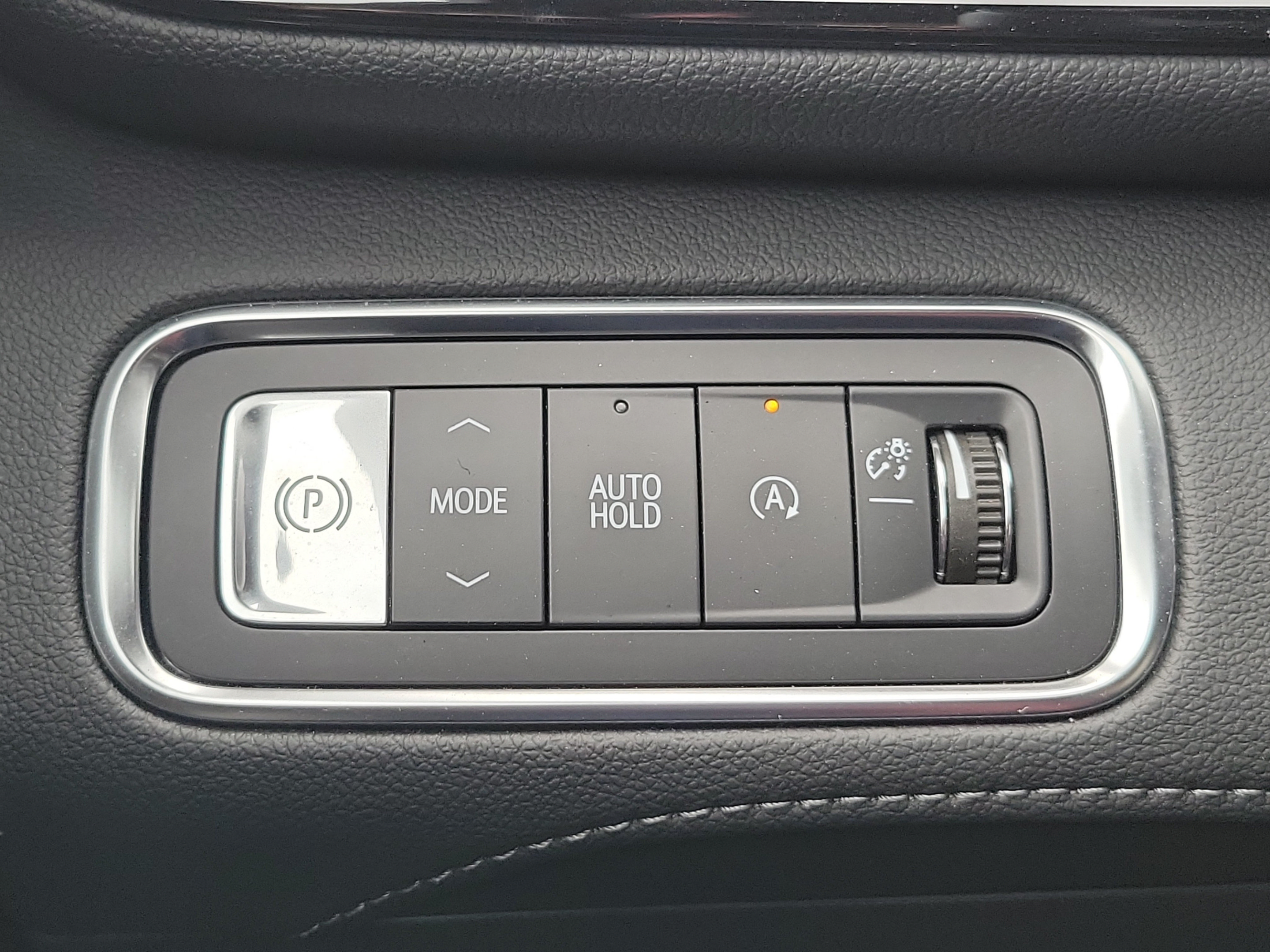 Used 2025 Buick Enclave Sport Touring FWD image 73