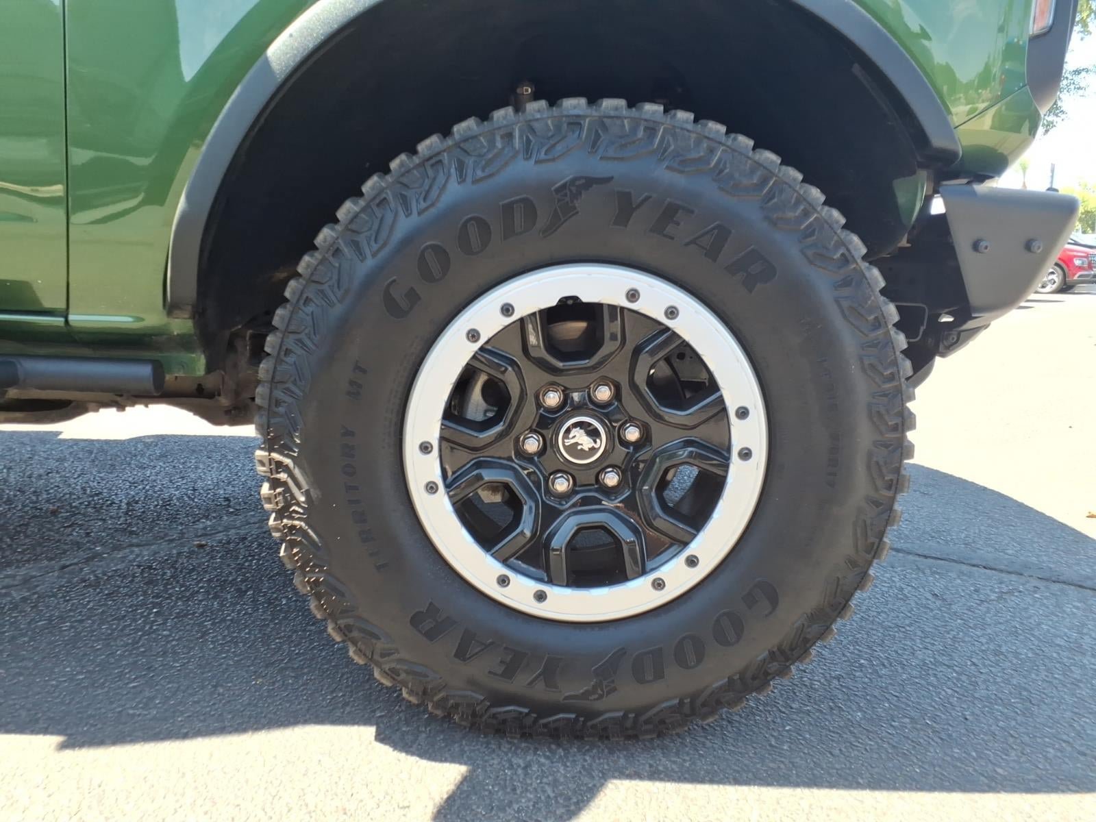 Certified 2023 Ford Bronco 2-Door w/ Sasquatch Package AWD/4WD image 9