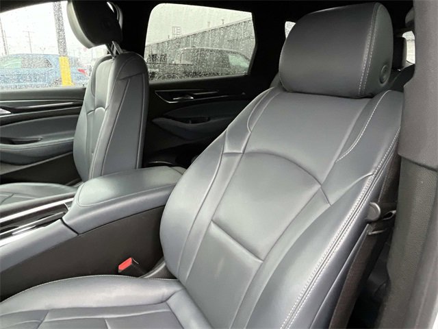 Used 2024 Buick Enclave Premium image 29