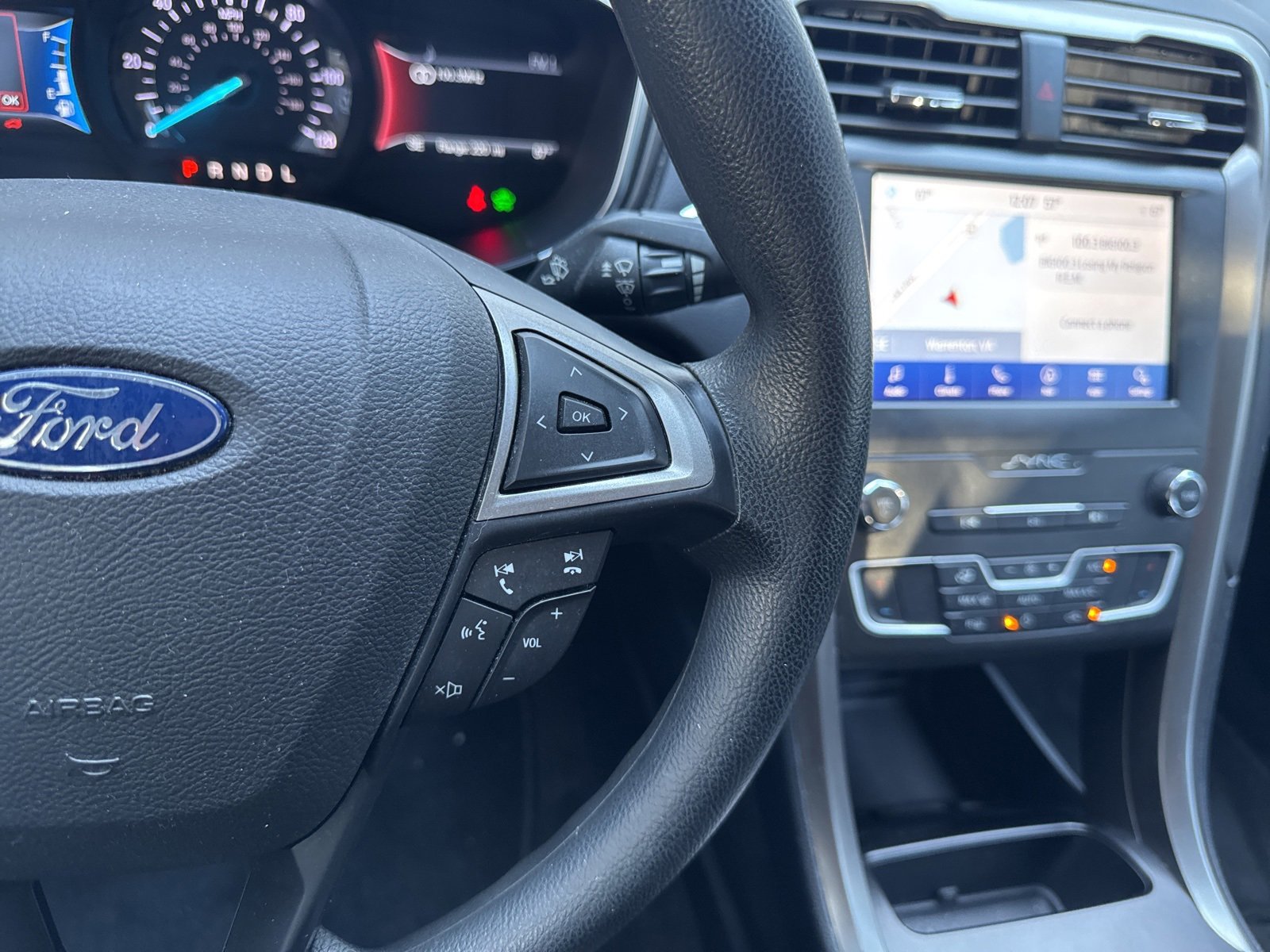 Certified 2019 Ford Fusion SE image 20