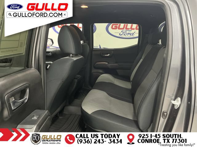 Used 2022 Toyota Tacoma TRD Off-Road w/ Technology Package AWD/4WD image 14
