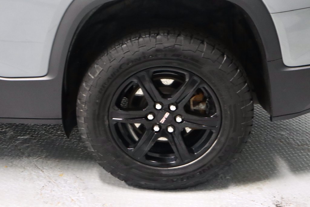 Used 2023 GMC Acadia AT4 w/ Trailering Package AWD/4WD image 18