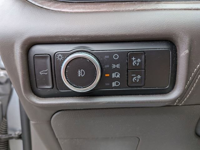 Certified 2024 Ford Explorer Platinum w/ Technology Package AWD/4WD image 14