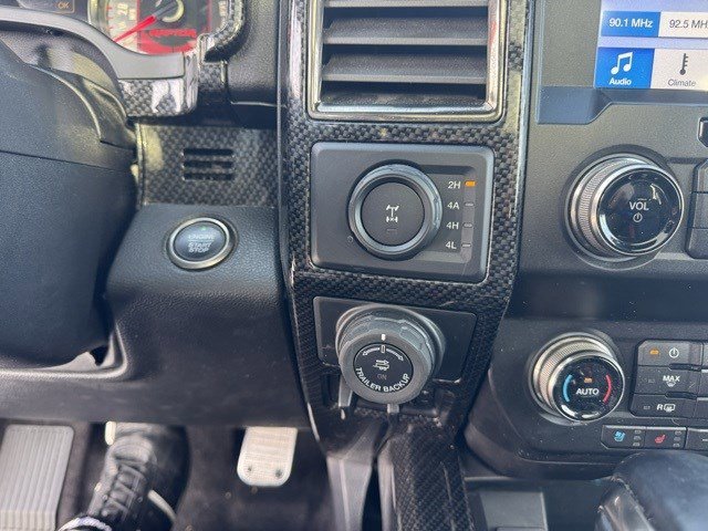 Certified 2019 Ford F150 Raptor w/ Equipment Group 802A Luxury image 27