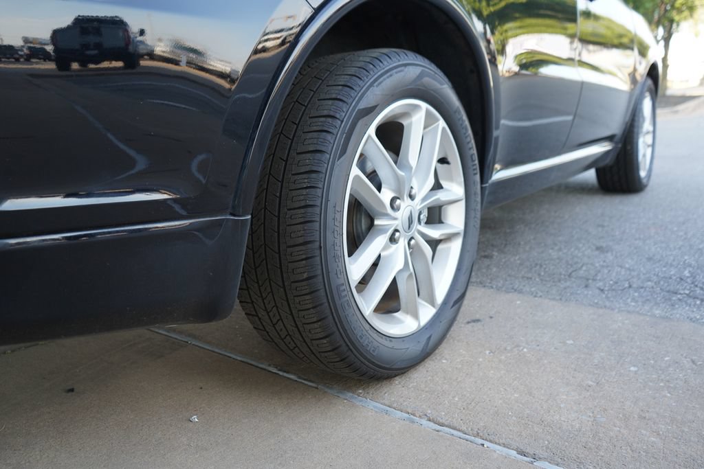 Used 2024 Dodge Durango GT RWD image 7