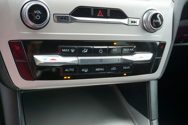 Certified 2023 Ford Explorer XLT image 20