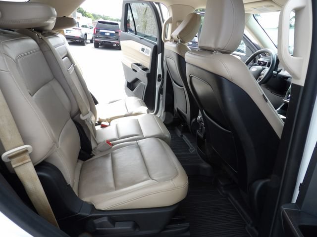 Certified 2020 Ford Explorer Limited RWD image 35