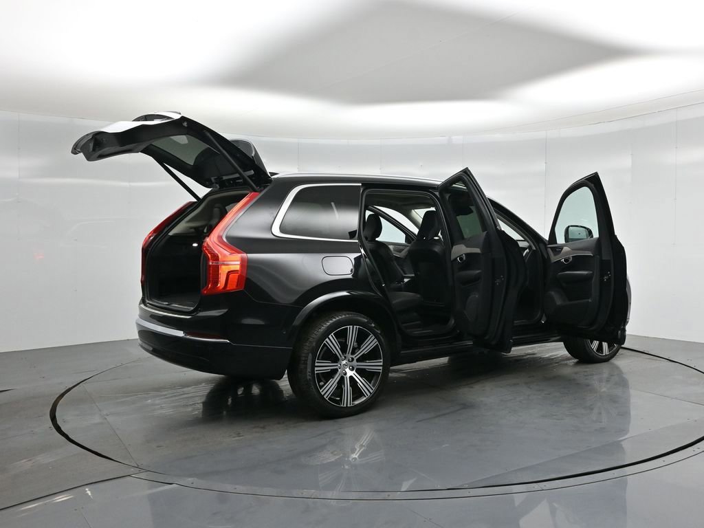 Used 2023 Volvo XC90 B6 Ultimate w/ Protection Package Premier image 34