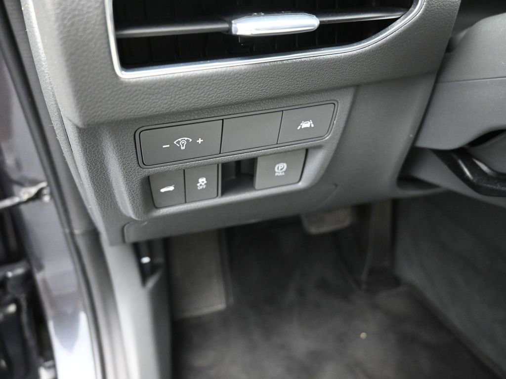 Used 2020 Hyundai Sonata Limited FWD image 13