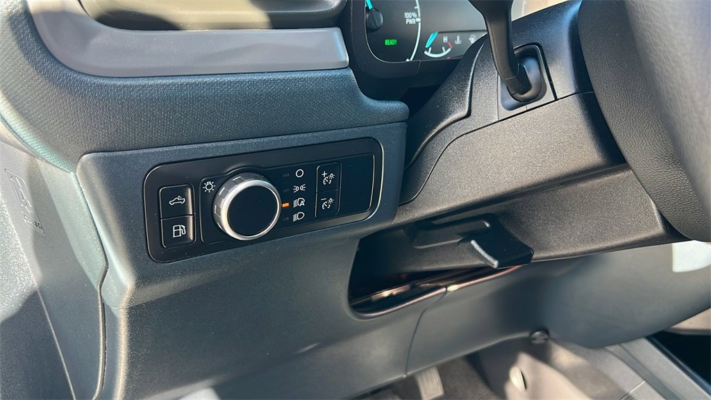 Certified 2024 Ford Maverick XL image 11