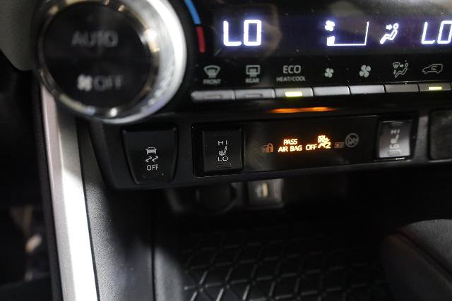 Used 2024 Toyota RAV4 XLE w/ Convenience Package AWD/4WD image 19