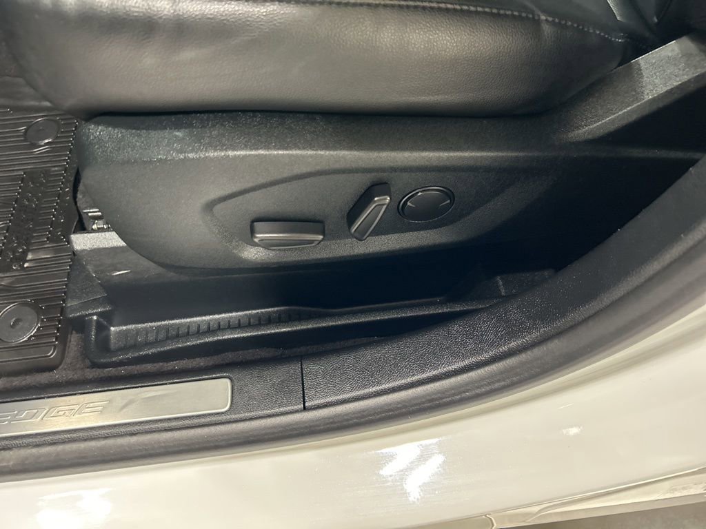 Certified 2022 Ford Edge Titanium image 12