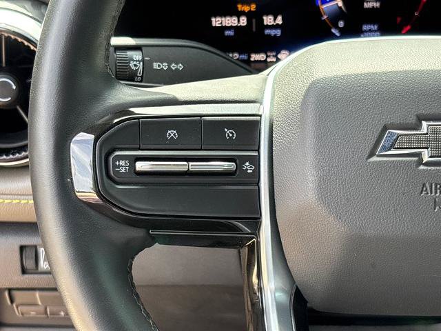 Used 2024 Chevrolet Colorado ZR2 w/ ZR2 Convenience Package III AWD/4WD image 18