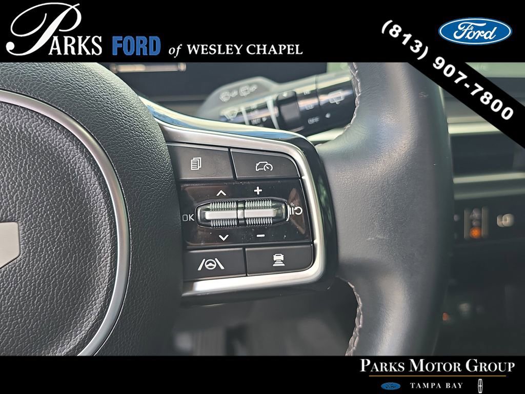 Used 2025 Kia Sorento EX w/ Panoramic Sunroof Package image 31