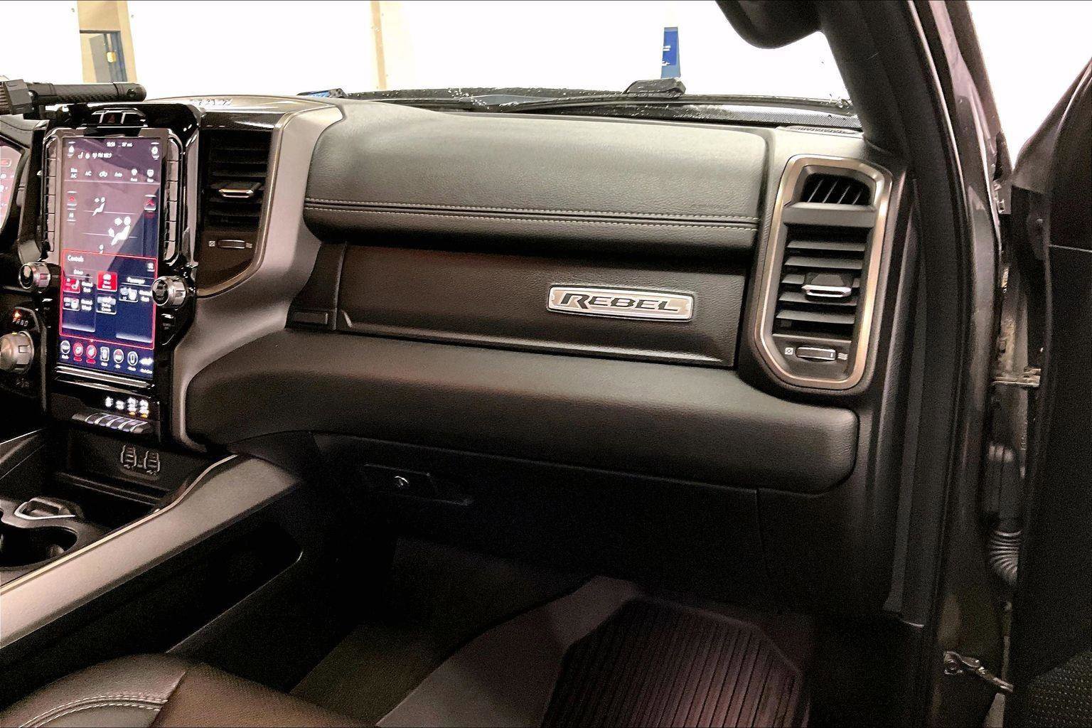 Used 2020 RAM 1500 Rebel image 15