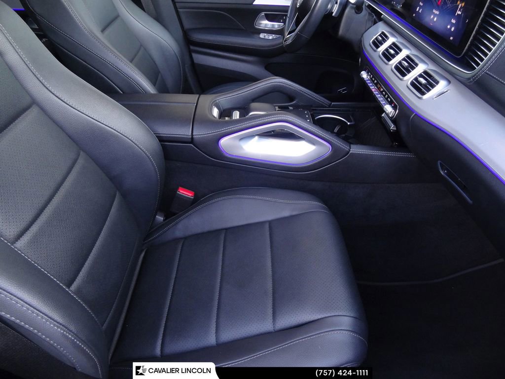 Used 2024 Mercedes-Benz GLS 450 4MATIC image 17