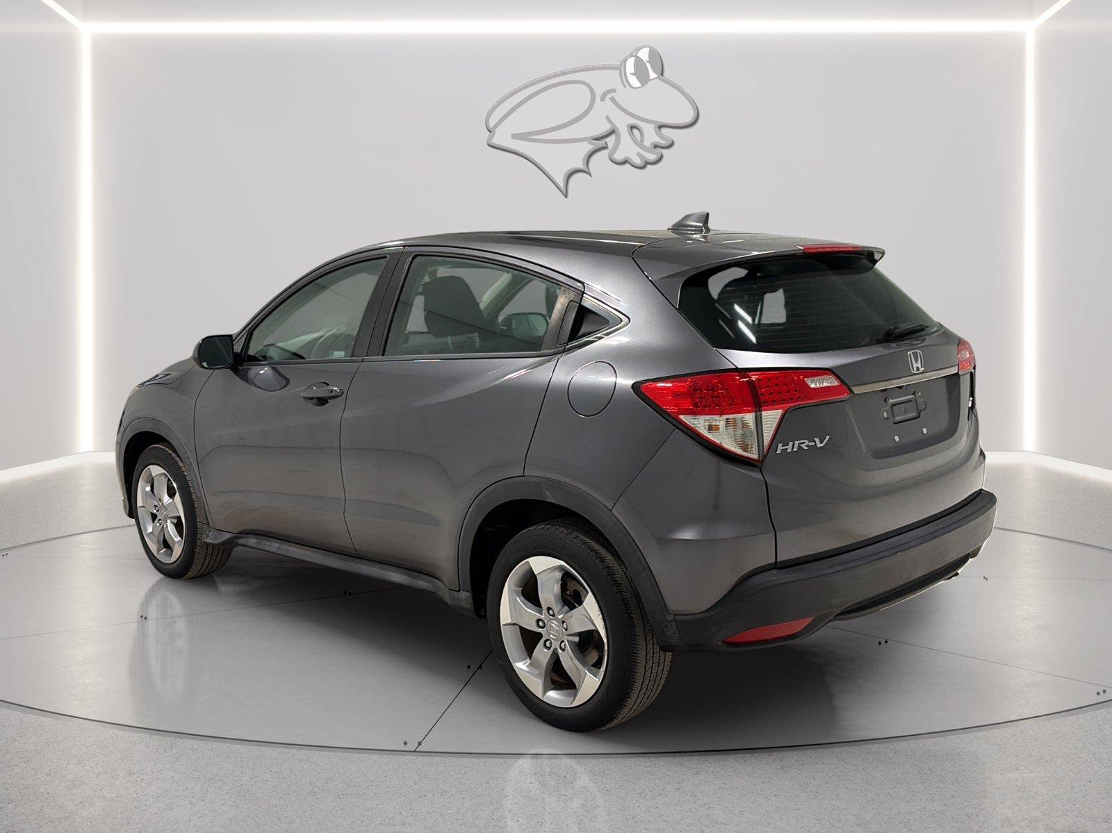 Used 2022 Honda HR-V LX image 3