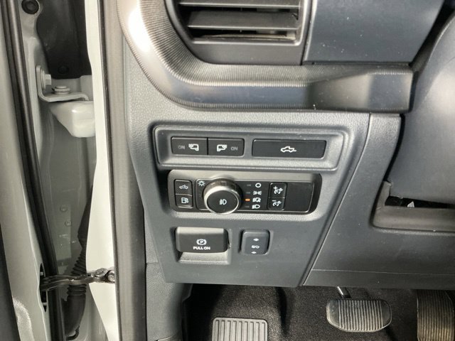 Certified 2024 Ford F150 Lariat w/ Equipment Group 502A High AWD/4WD image 31
