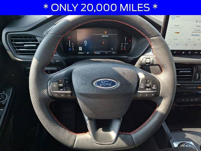 Certified 2023 Ford Escape ST-Line w/ Tech Pack #1 AWD/4WD image 19