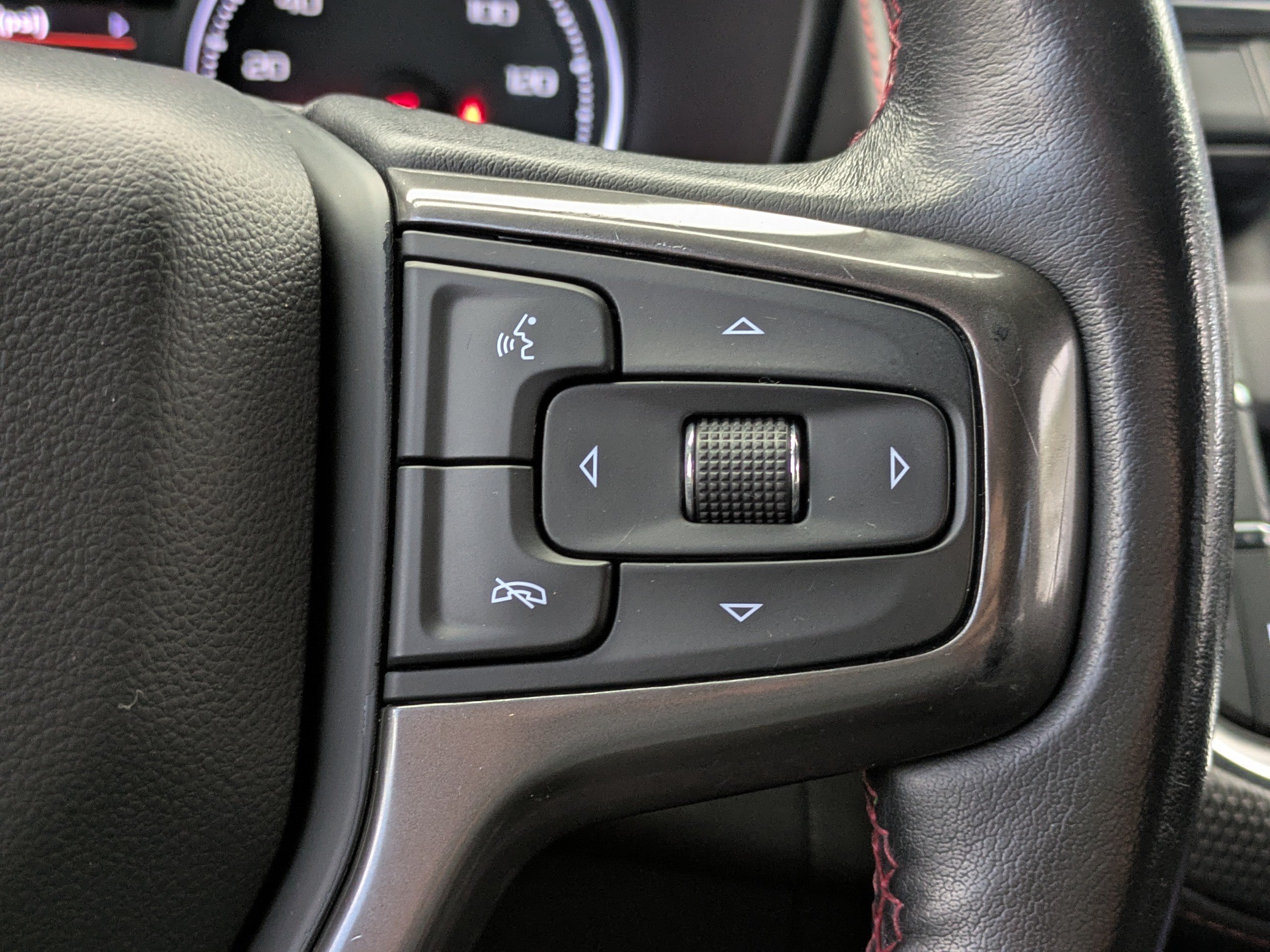 Used 2021 Chevrolet Tahoe RST w/ Luxury Package RWD image 27