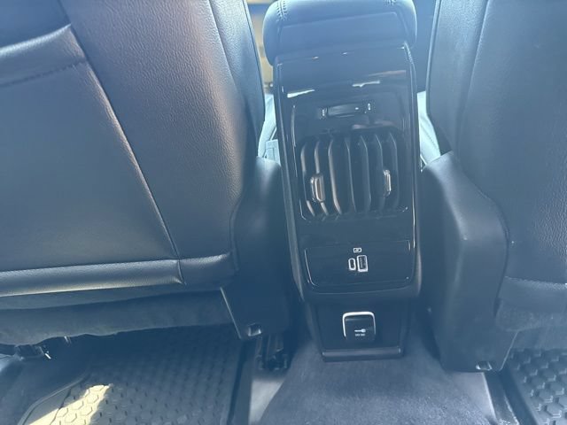 Used 2024 Jeep Compass Latitude w/ Convenience Group AWD/4WD image 34