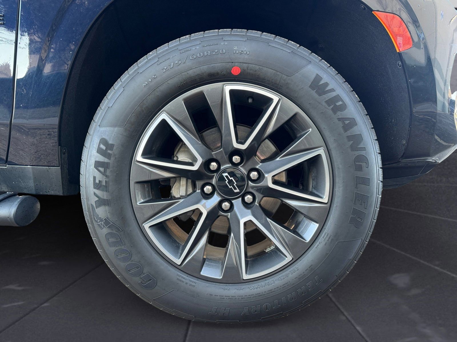 Used 2024 Chevrolet Tahoe Z71 w/ Luxury Package image 14